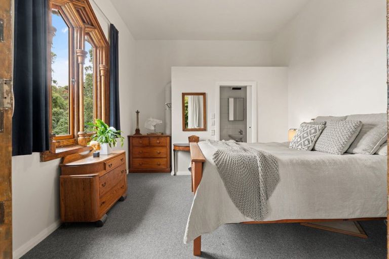 Photo of property in 142 Ravenswood Road, Saint Clair, Dunedin, 9012