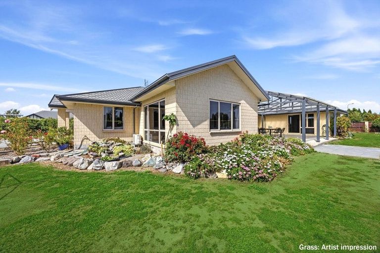 Photo of property in 32 Devine Drive, Rolleston, Christchurch, 7678