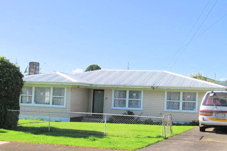Photo of property in 10 Tindall Crescent, Otara, Auckland, 2023