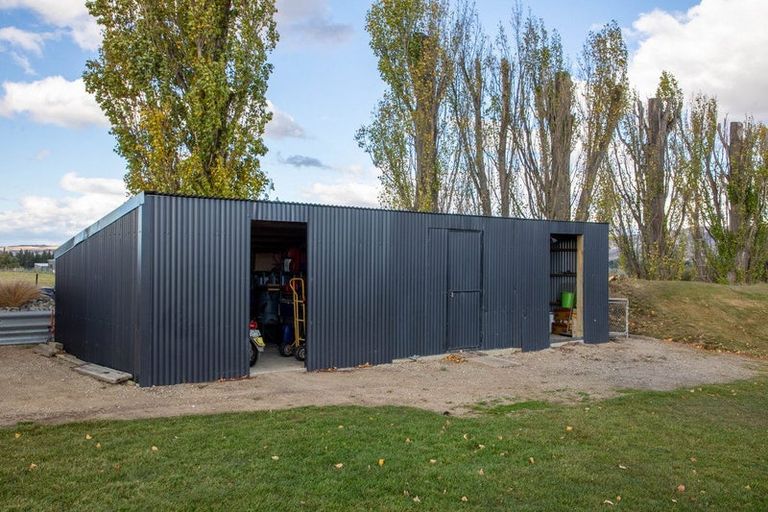 Photo of property in 28 Gartley Lane, Springvale, Alexandra, 9393