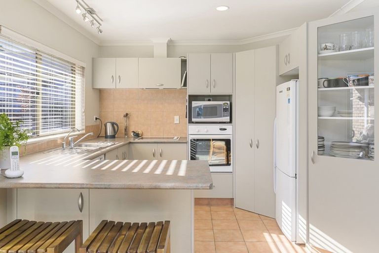 Photo of property in 12 Whitby Place, Welcome Bay, Tauranga, 3112