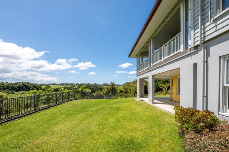 Photo of property in 19 Stoney Brook Lane, Kerikeri, 0230