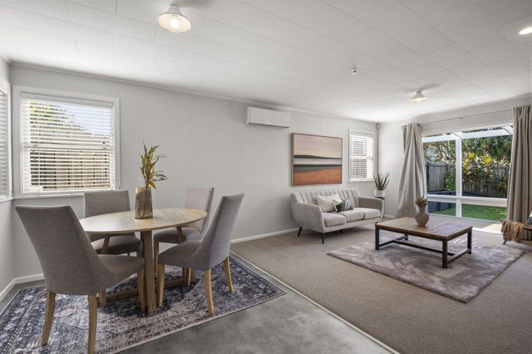 Photo of property in 3 Stevenson Road, Clarks Beach, 2122