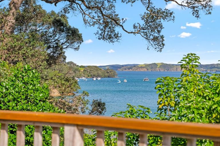 Photo of property in 417 Leigh Road, Whangateau, 0985