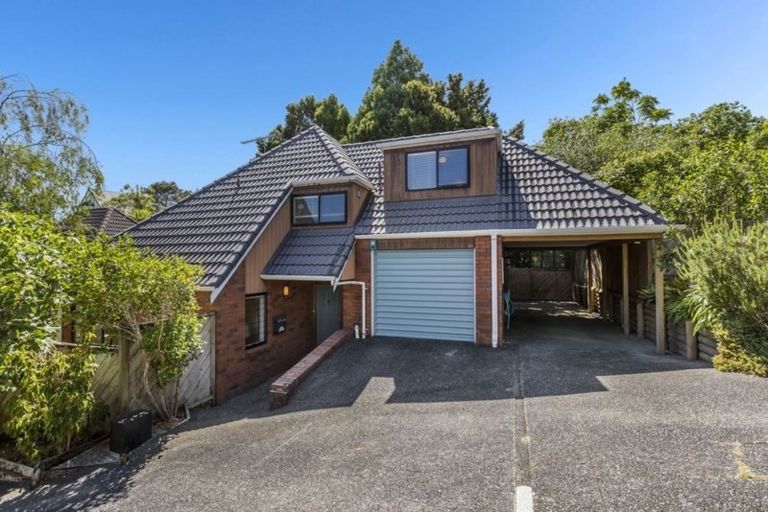 Photo of property in 3/16 Mahara Avenue, Birkenhead, Auckland, 0626