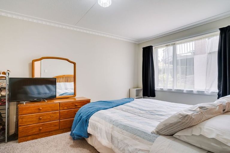 Photo of property in 5 Larkins Street, Helensburgh, Dunedin, 9010