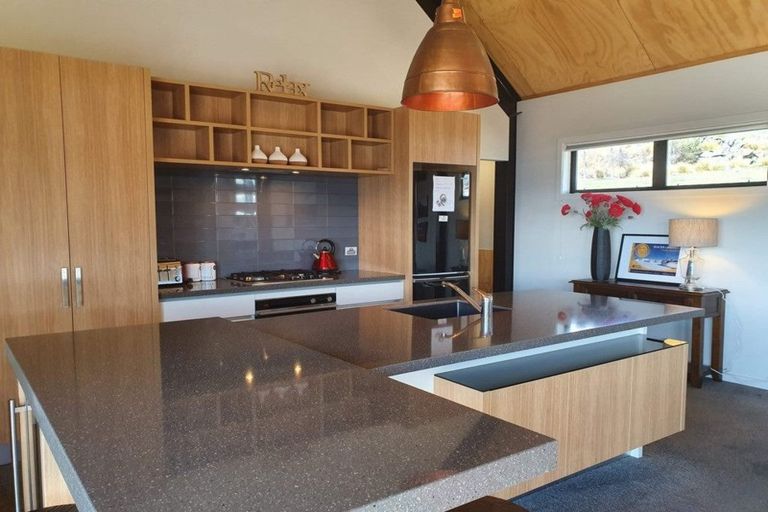 Photo of property in 1 Pollock Place, Lake Tekapo, 7999