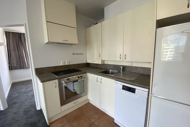 Photo of property in Terrace Tower Apartments, 12b/126 The Terrace, Wellington Central, Wellington, 6011
