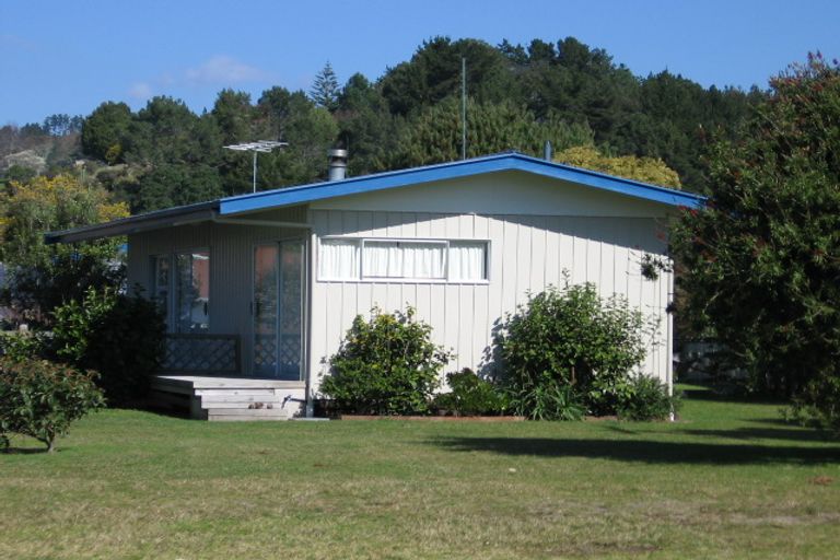 Photo of property in 56 Captain Cook Road, Cooks Beach, Whitianga, 3591