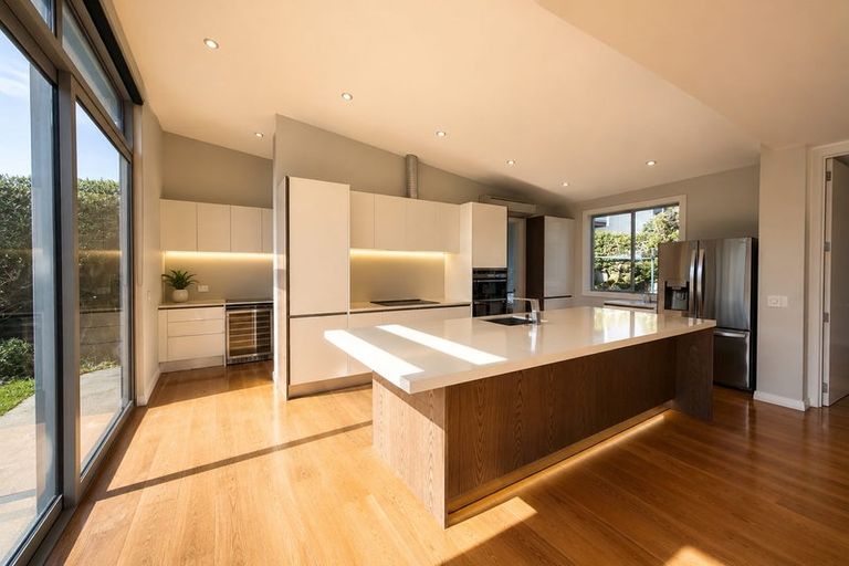 Photo of property in 276 Lake Road, Hauraki, Auckland, 0622