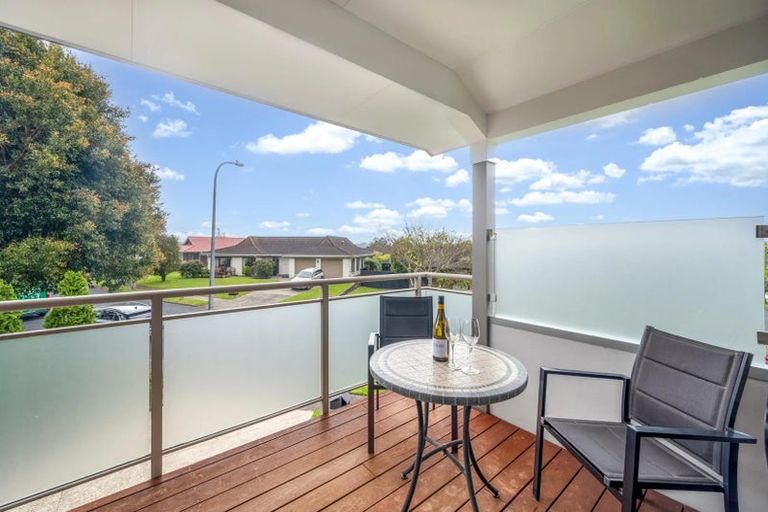 Photo of property in 21 Olena Avenue, Sunnyhills, Auckland, 2010