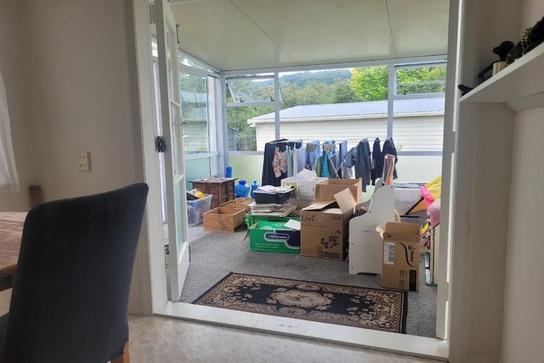 Photo of property in 26 Ludlam Street, Featherston, 5710