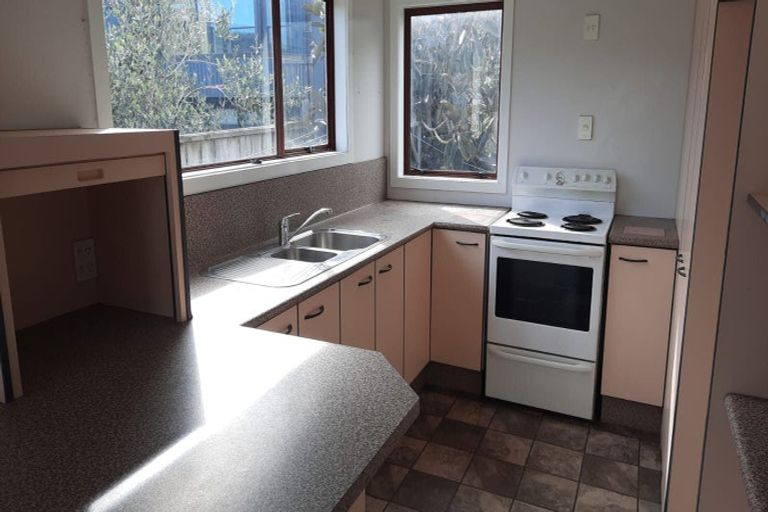 Photo of property in 12 Trent Street, Island Bay, Wellington, 6023