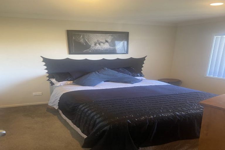 Photo of property in 1 Trillick Place, Tuakau, 2121