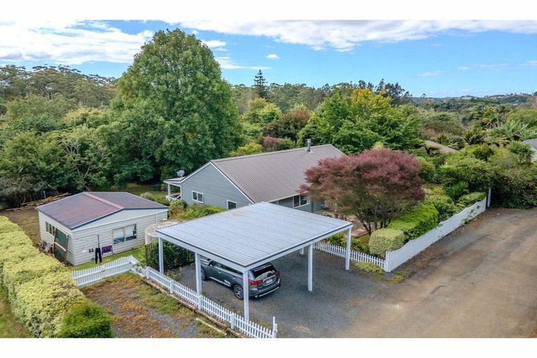 Photo of property in 71d Pa Road, Kerikeri, 0230