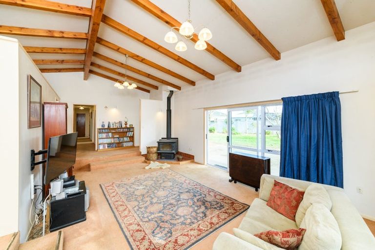 Photo of property in 23 Wood Street, Takaro, Palmerston North, 4410