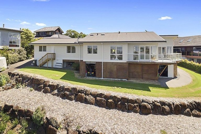 Photo of property in 54 Riverview Road, Kerikeri, 0230