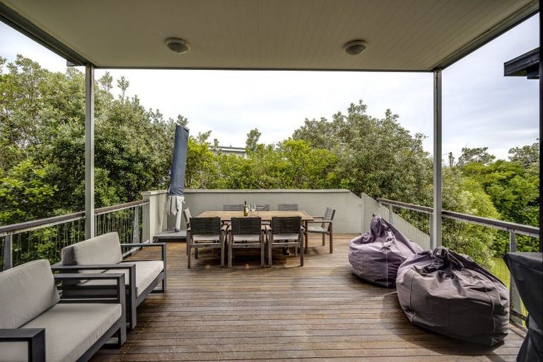 Photo of property in 100 Harper Road, Waimarama, 4294