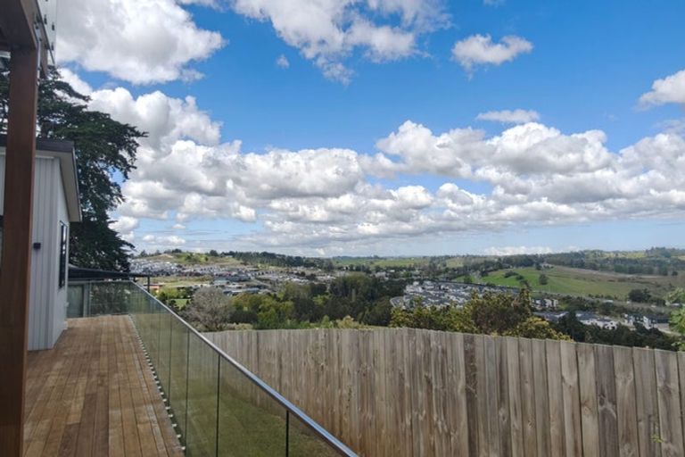 Photo of property in 11 Silverhill Lane, Silverdale, 0932