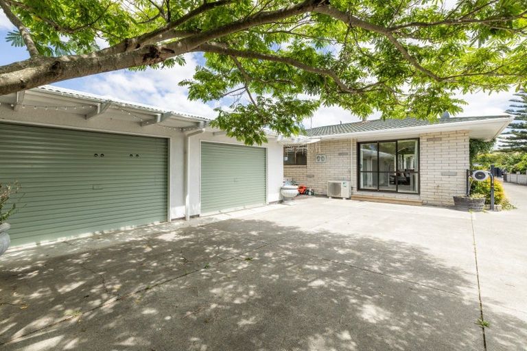 Photo of property in 34 Hammond Road, Taradale, Napier, 4112