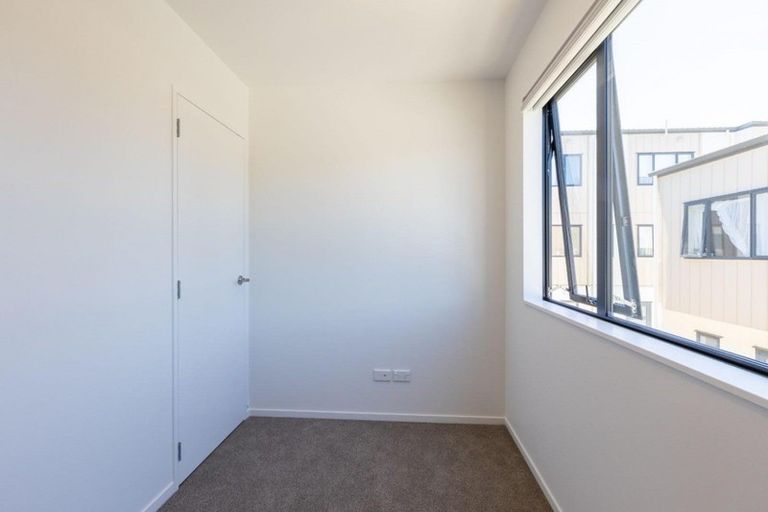 Photo of property in 3/122 Pooks Road, Ranui, Auckland, 0612