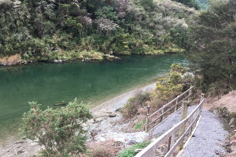 Photo of property in 69 Lee Valley Road, Wairoa Valley, Brightwater, 7091