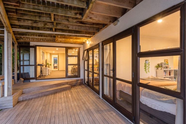 Photo of property in 12 Braemar Road, Rothesay Bay, Auckland, 0630