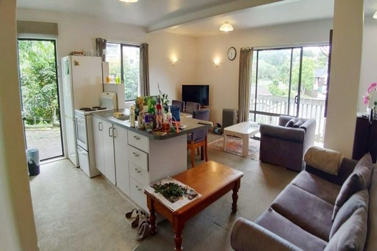 Photo of property in 68 Stapleford Crescent, Browns Bay, Auckland, 0630