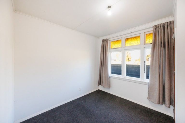 Photo of property in 16 Queen Street, Feilding, 4702