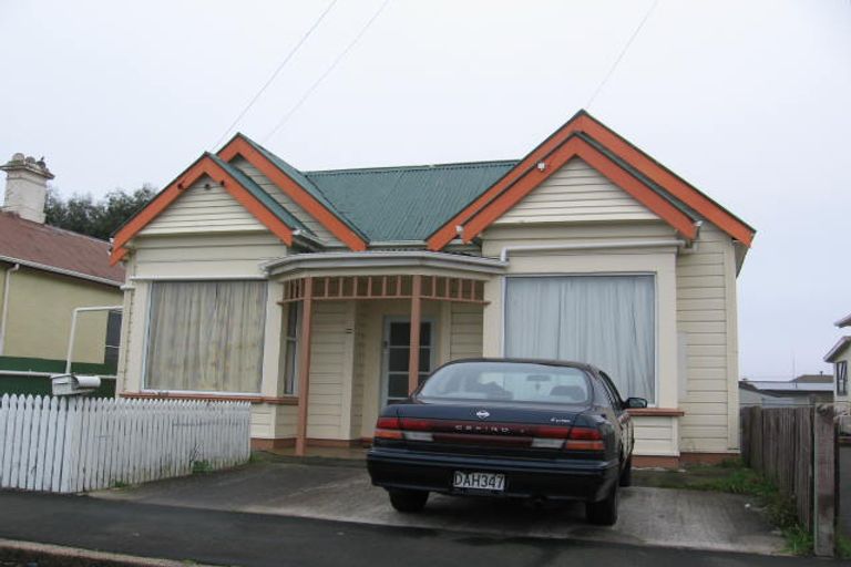 Photo of property in 25 Cutten Street, South Dunedin, Dunedin, 9012
