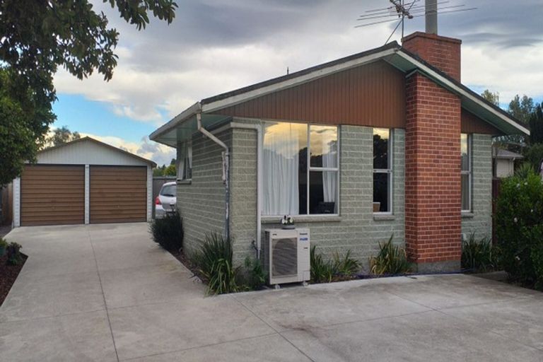 Photo of property in 809 Main North Road, Belfast, Christchurch, 8051