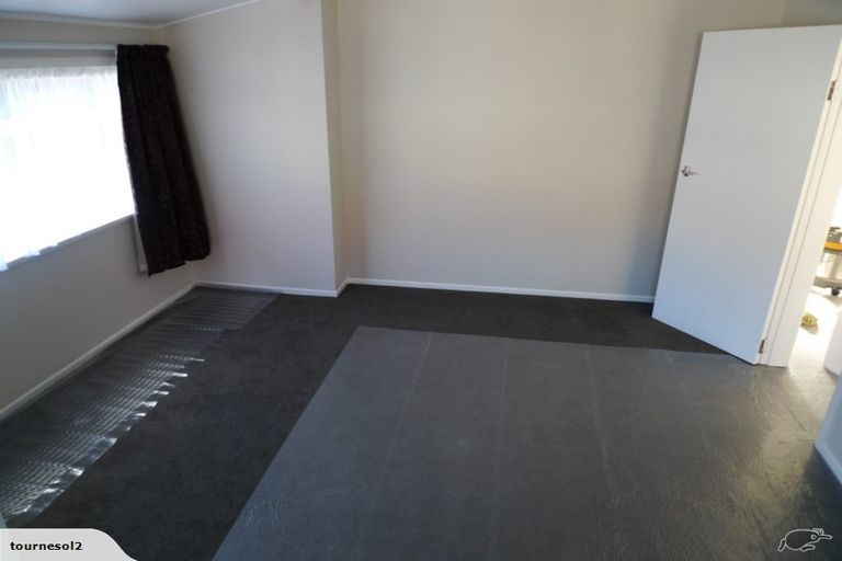Photo of property in 15 Moselle Street, Island Bay, Wellington, 6023