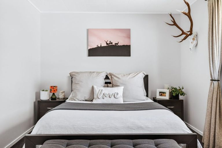 Photo of property in 60 Grace Crescent, Richmond Heights, Taupo, 3330