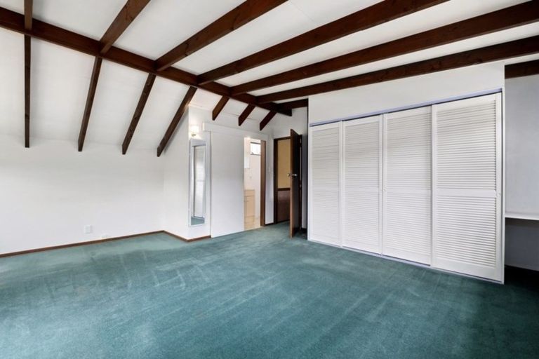 Photo of property in 29 Oregon Drive, Kelvin Heights, Queenstown, 9300