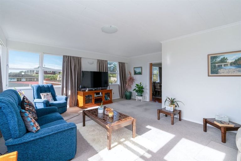Photo of property in 74 Park Avenue, Waitarere Beach, Levin, 5510