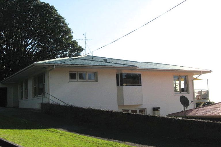 Photo of property in 4 Glen Almond Street, New Plymouth, 4310