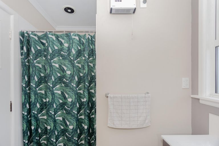 Photo of property in 4 Arthur Street, Holmes Hill, Oamaru, 9401