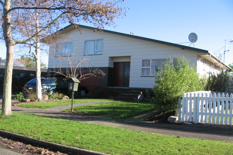 Photo of property in 11 Lockhart Avenue, Milson, Palmerston North, 4414