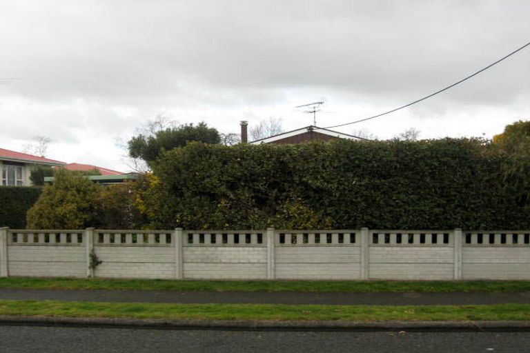 Photo of property in 27 Taverner Street, Carterton, 5713