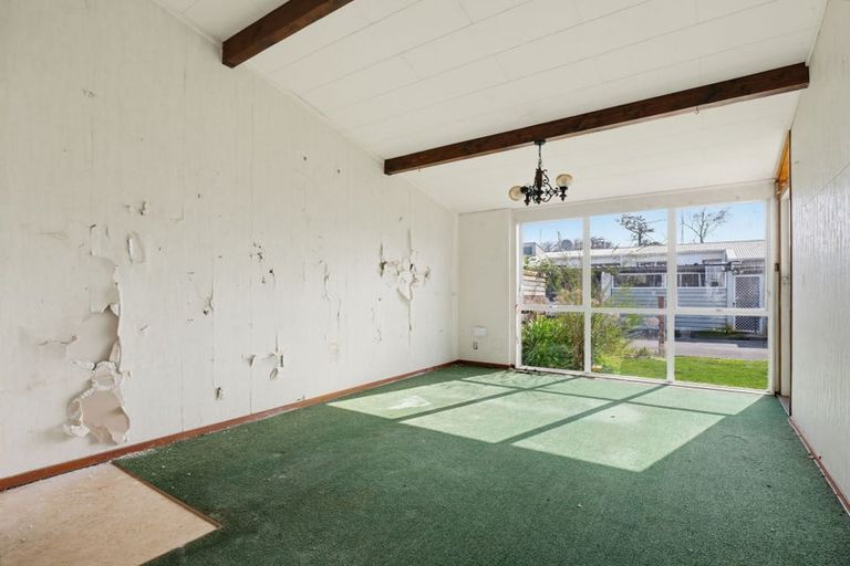 Photo of property in 19 Papakowhai Court, West End, Palmerston North, 4412