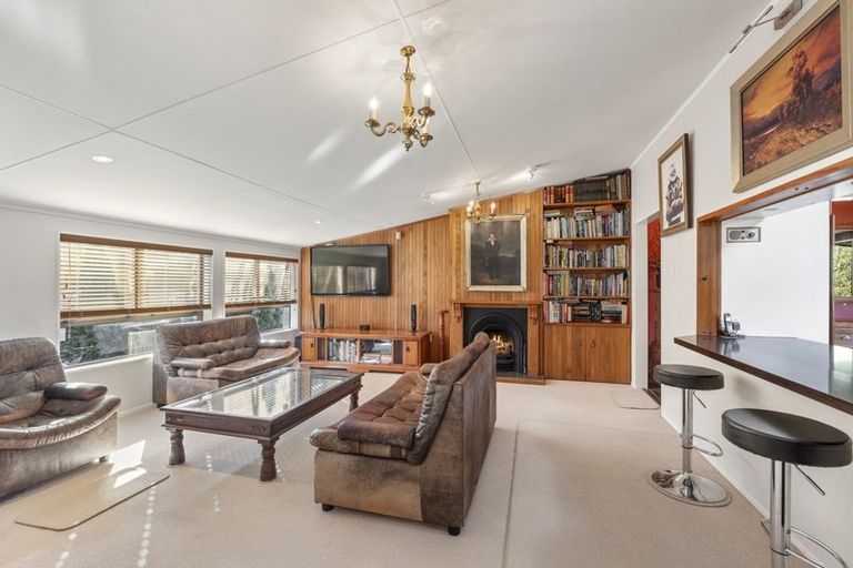 Photo of property in 93 Waiwhetu Road, Waterloo, Lower Hutt, 5011