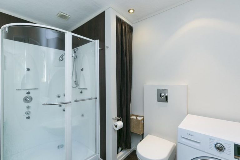 Photo of property in 77a Miramar North Road, Miramar, Wellington, 6022