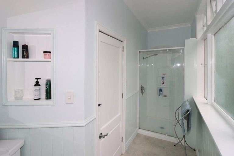 Photo of property in 206 Main Street, Greytown, 5712