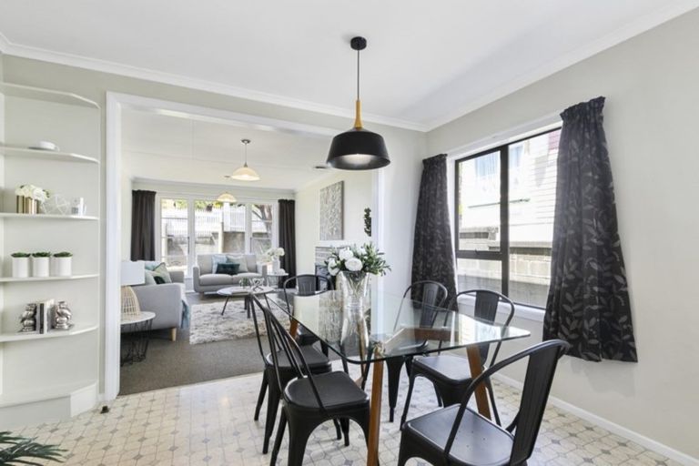 Photo of property in 68 Lees Grove, Wainuiomata, Lower Hutt, 5014