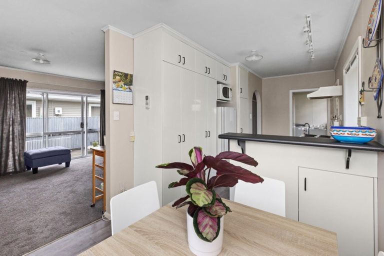 Photo of property in 14 Kauri Street, Taradale, Napier, 4112