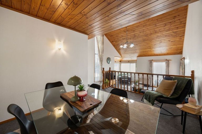 Photo of property in 100 Totara Drive, Pukete, Hamilton, 3200
