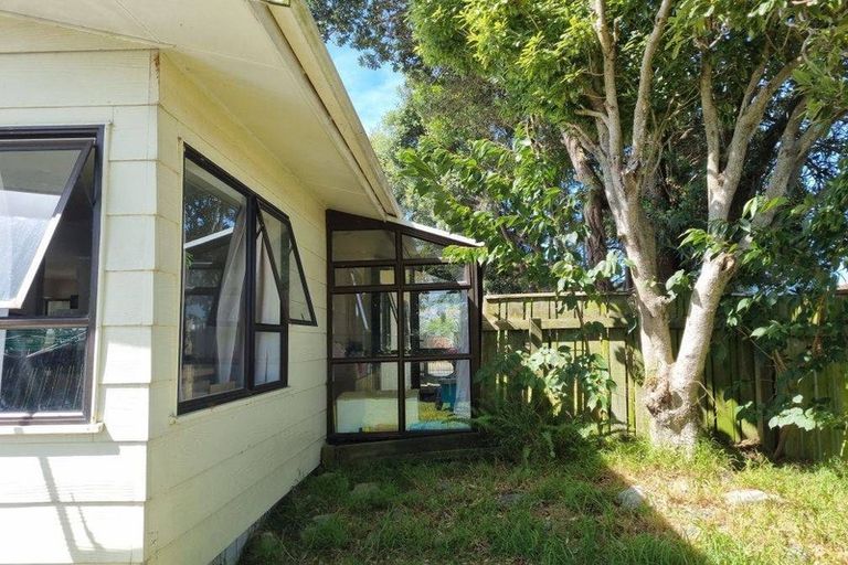 Photo of property in 22 Linwood Drive, Paraparaumu, 5032
