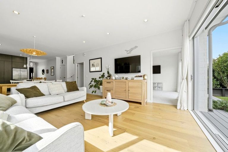 Photo of property in 19 Harakeke Road, Hobsonville, Auckland, 0616