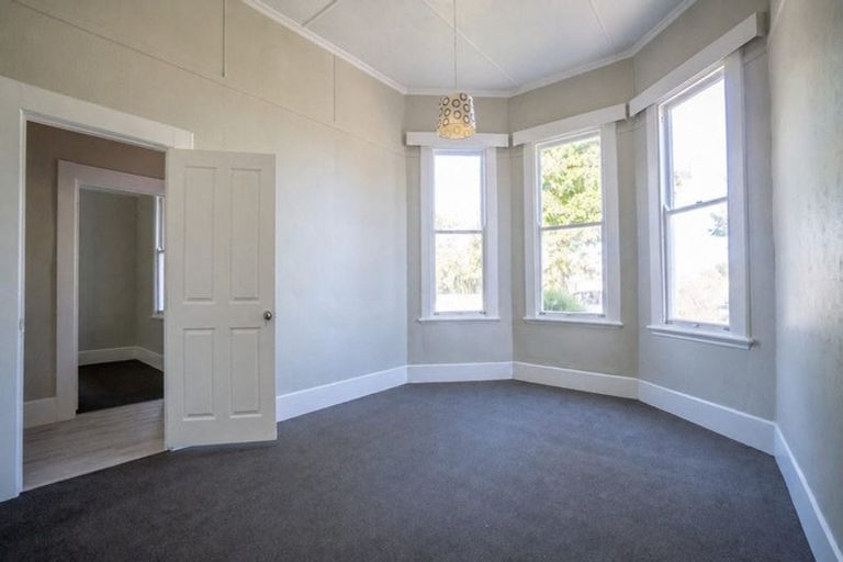 Photo of property in 35 West Street, West End, Palmerston North, 4412