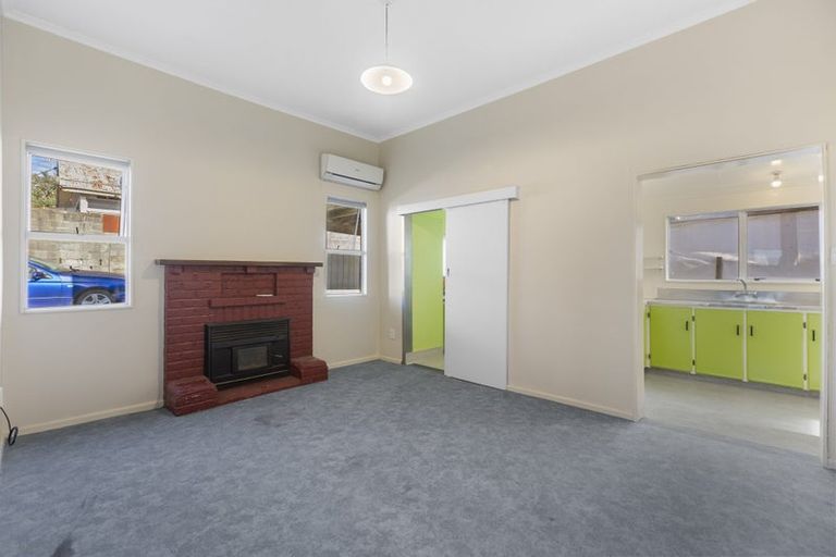 Photo of property in 32 Ngamotu Road, Moturoa, New Plymouth, 4310